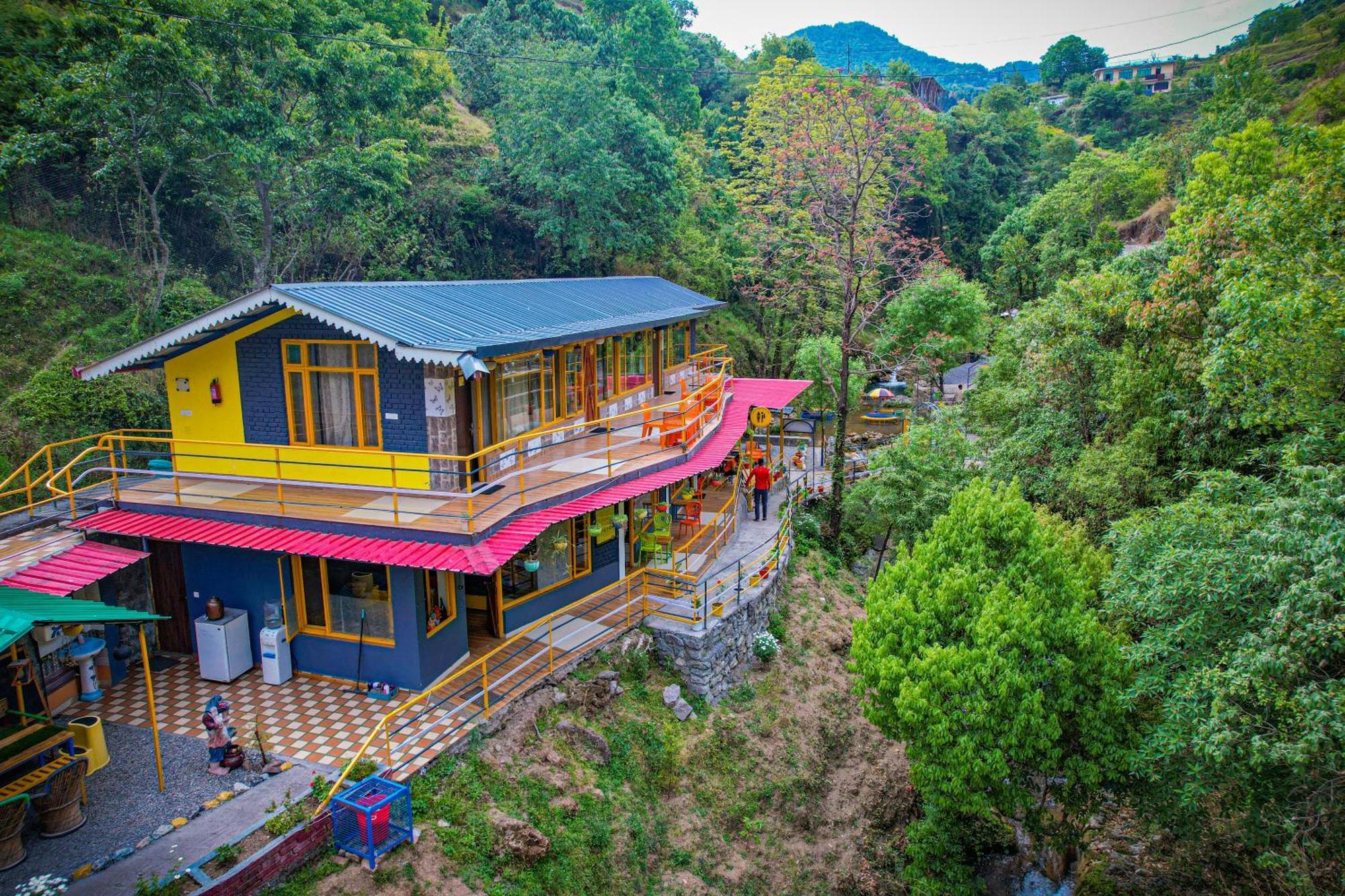 The Hosteller Mussoorie By The Streamside, Kempty Экстерьер фото
