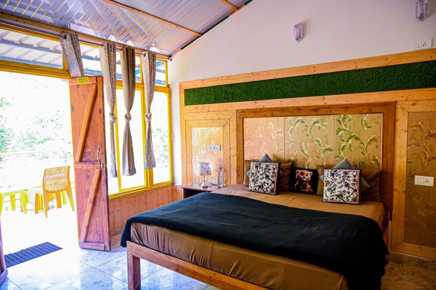 The Hosteller Mussoorie By The Streamside, Kempty Экстерьер фото