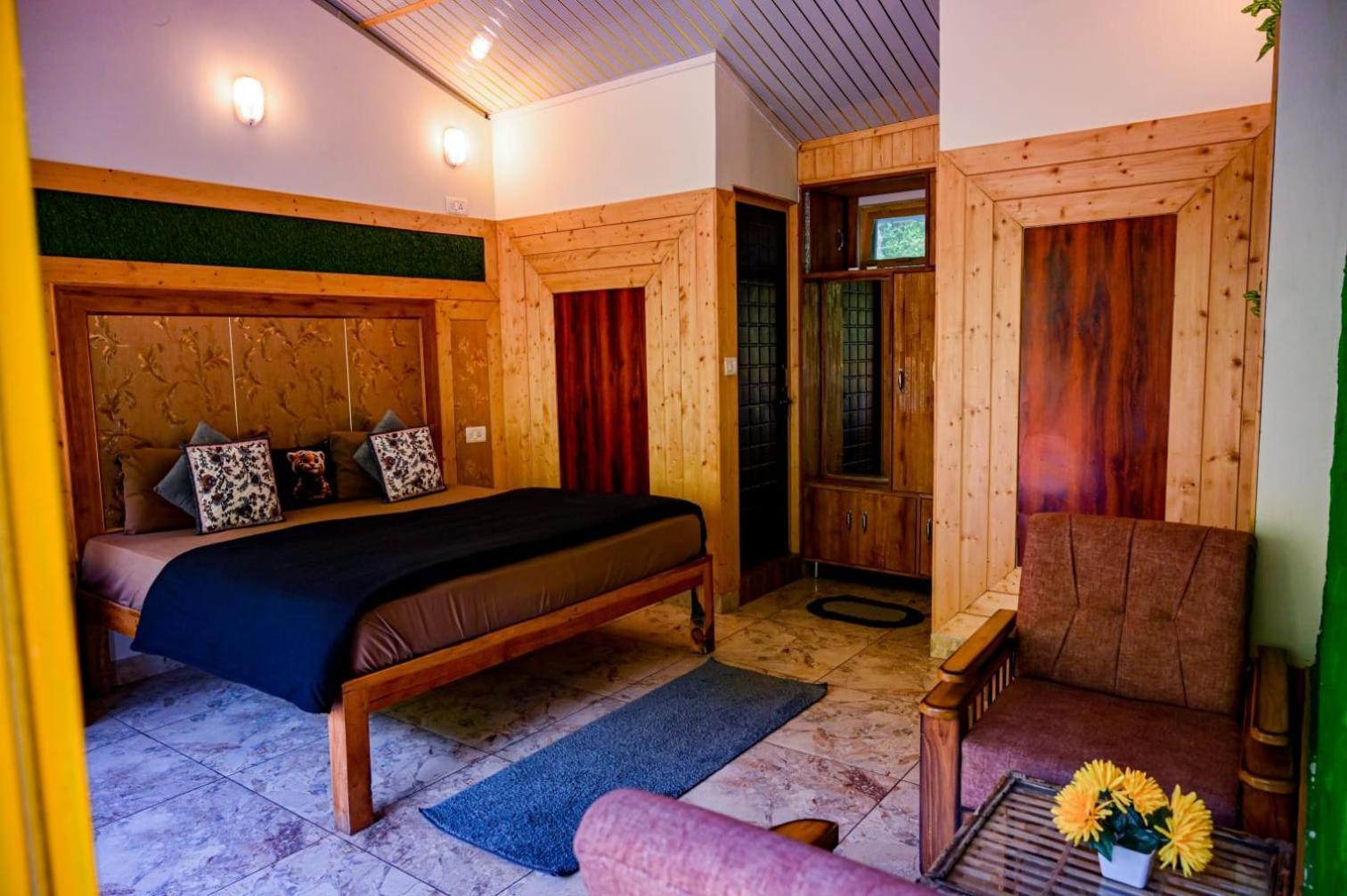The Hosteller Mussoorie By The Streamside, Kempty Экстерьер фото